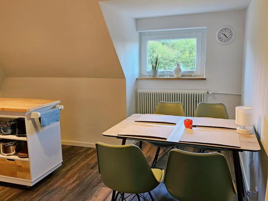 Dachnest Mit Terasse & Sauna Oerlinghausen Exterior foto