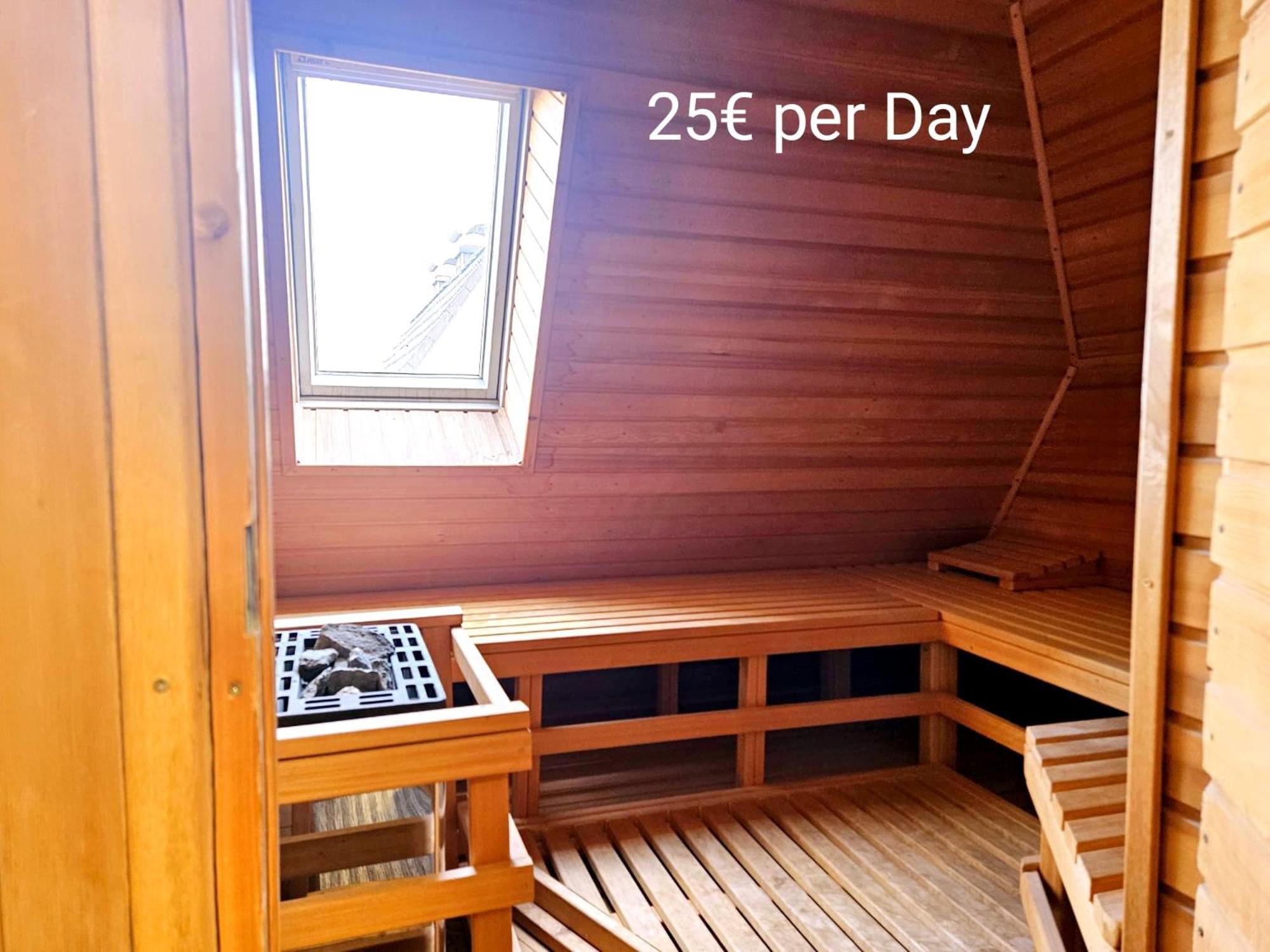 Dachnest Mit Terasse & Sauna Oerlinghausen Exterior foto